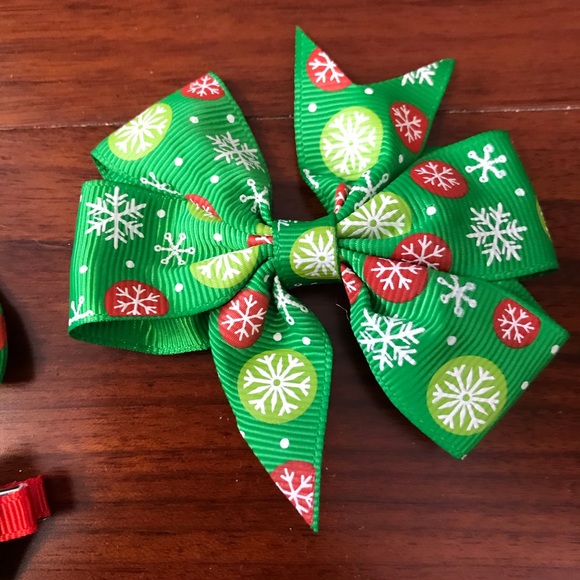 Christmas Hair Bows and Hair Clips - Picture 3 of 7